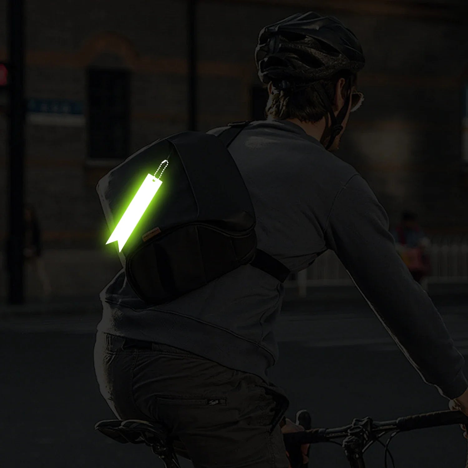 Reflective Keychain Reflector with Chains PVC Reflective Reflector Pendants for School Bag Cycling Backpack Night Riding Warning