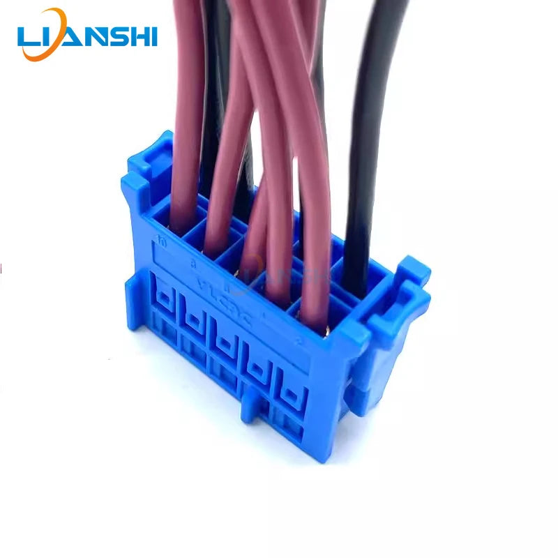 Suitable for BMW 1 series, 235 series, X1 Mini, F52, F45, F49, F55 computer oil pump module plug wiring harnesses
