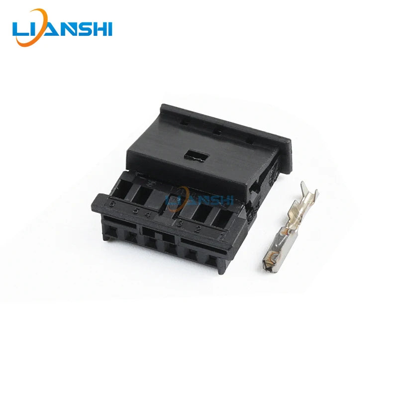 1-1241370-3 Male and female 1-1703874-1 Applicable to Mercedes-Benz atmosphere light button BMW tweeter 6-hole harness plug