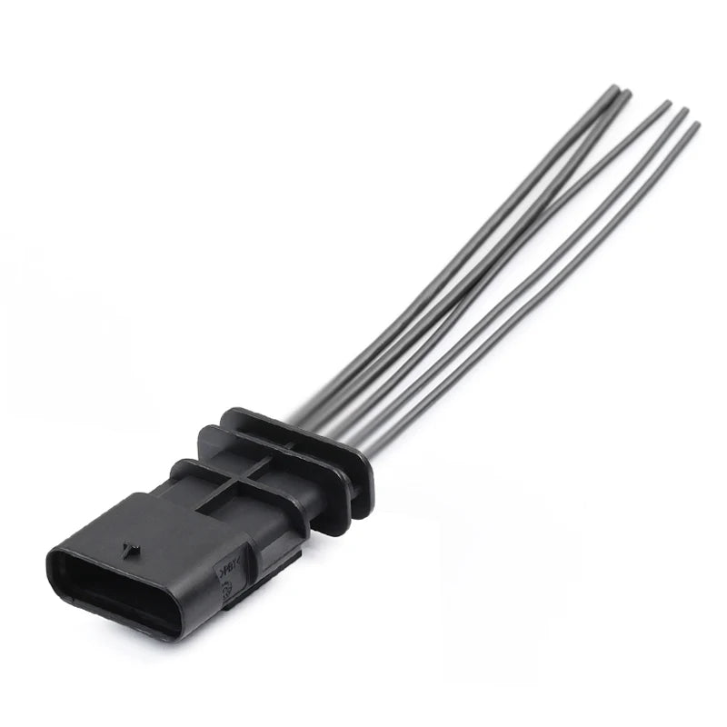 Applicable to Tesla pilot light wiring harness 1-2141520-1 Male and female docking waterproof plug 1-1718806-1