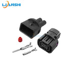 The 1.5 series 2-hole 2-core DJ7021YB-1.5-11/21 is suitable for H16 fog lamp plug automotive connectors