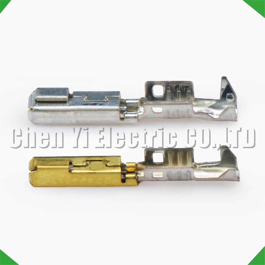 Auto Connector Female Crimp 1318332-1 1318329-1 Sheath Automotive Connectors harness