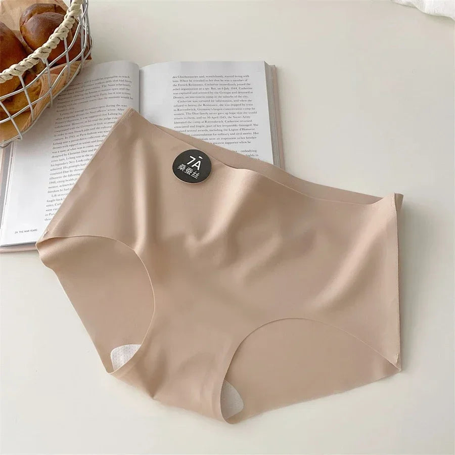 4PC Seamless Silk Women's Panties Ultra-Thin Briefs with High Elasticity Breathable Comfortable Soft Lingerie Underwear Amagi