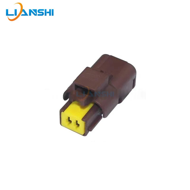 211PC022S1049 is suitable for the 2-hole wiring harness plug of the domestic Peugeot Citroen headlight transmission