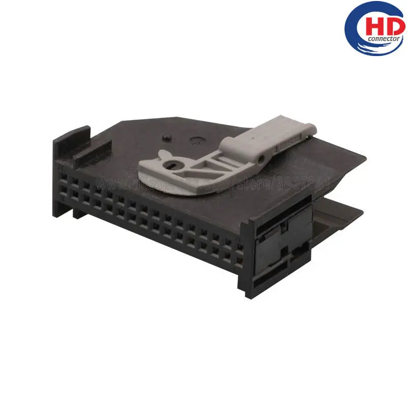 32pin auto waterproof electric plastic wire harness connector 1-967348-2