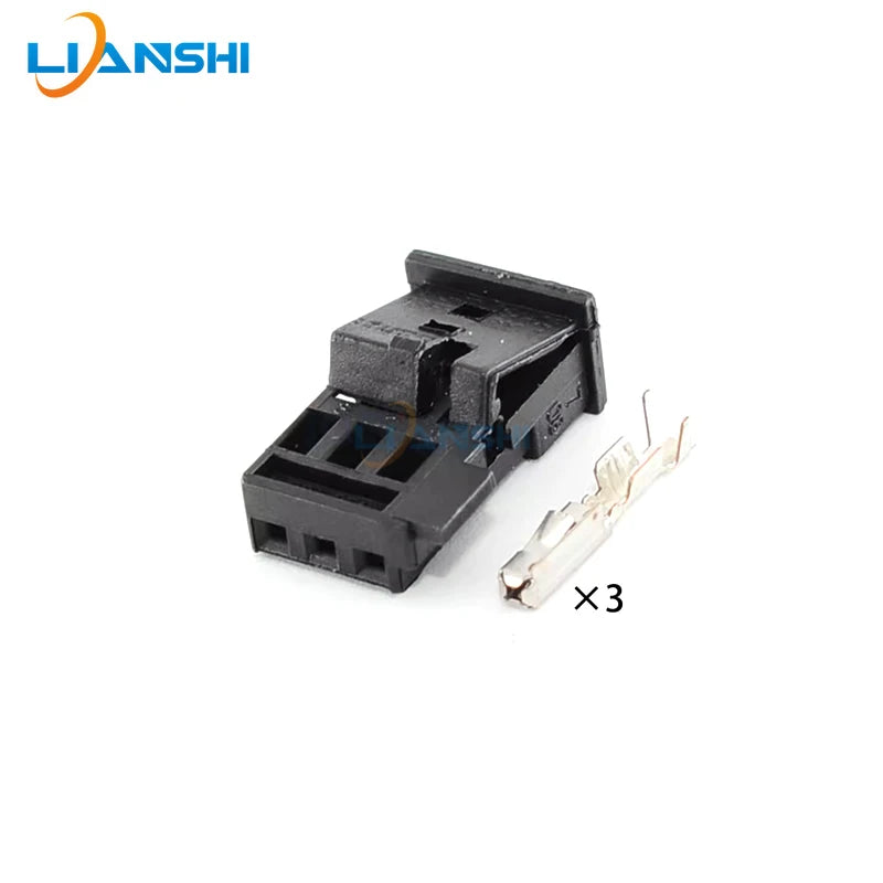 9-968700-1 is suitable for BMW tweeter car modification audio harness plugs. 1355620-1/1355600-9