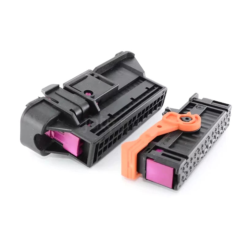 1k0837702 vehicle plug-in cable 1K0937722 is applicable to the door plugs of Volkswagen and Audi vehicles