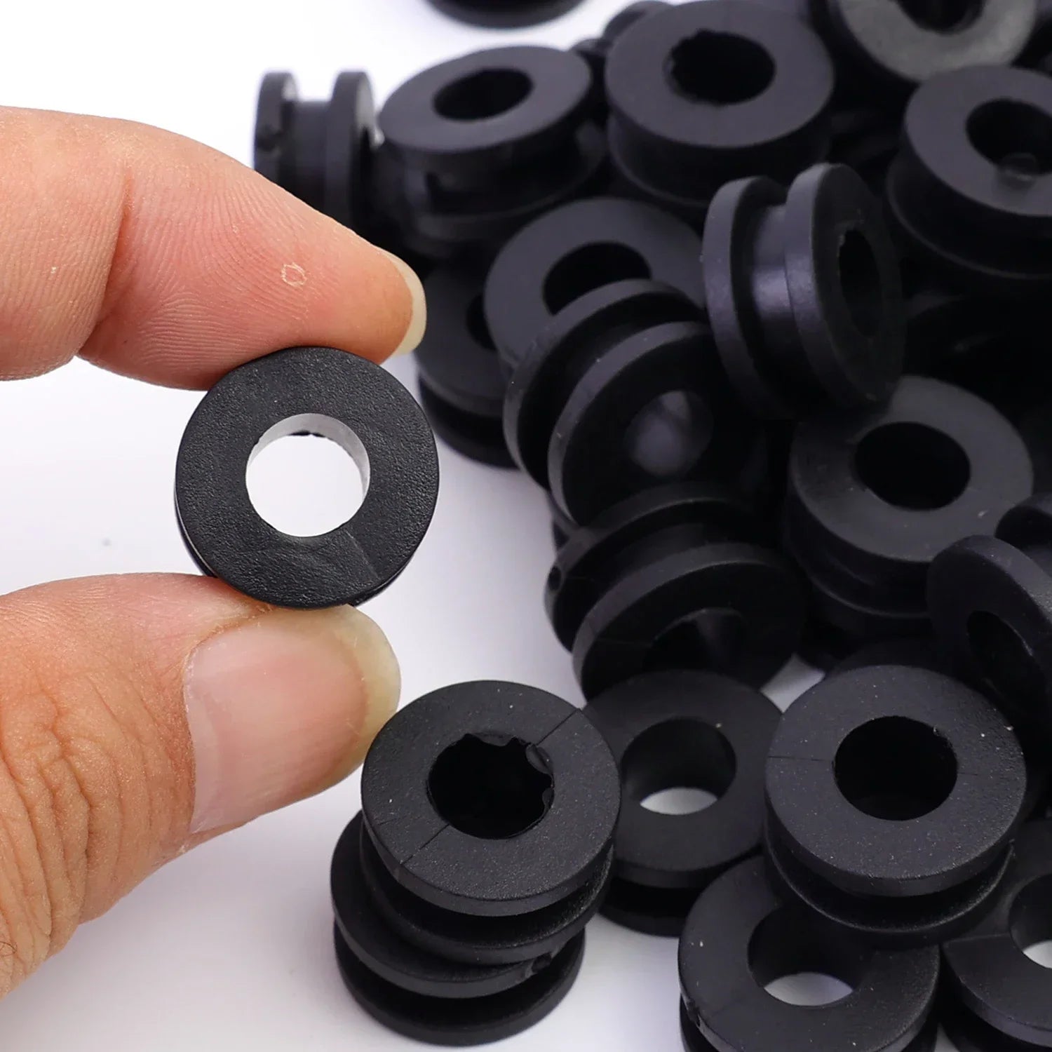 10-30PCS Black Washers Motorcycle Side Cover Rubber Grommets Gasket Fairings for Yamaha Honda Suzuki Body Panel Protection Pad