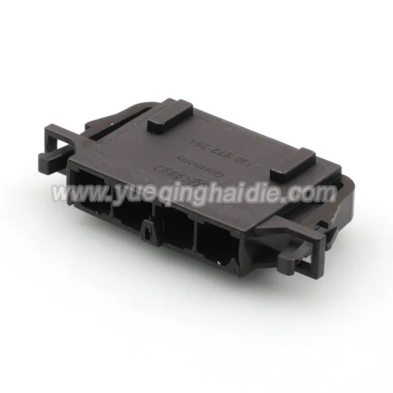 4Pin female black automotive socket car wire harness connector 1J0972754