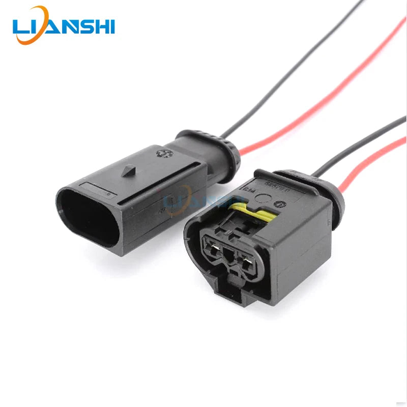 Suitable for AMK, Audi, BMW F02, Mercedes-Benz shock-absorbing air pump power plug with 15CM 1.5-square wire