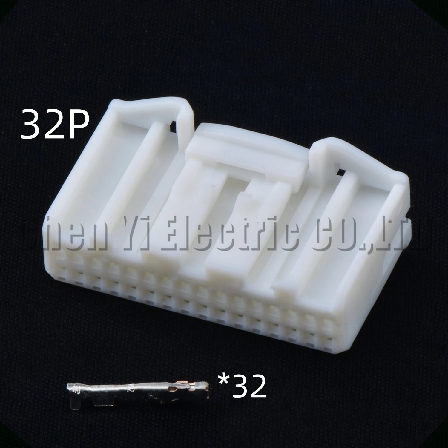 32-Pin Auto Connector Connectors multimedia navigation screen harness Toyot