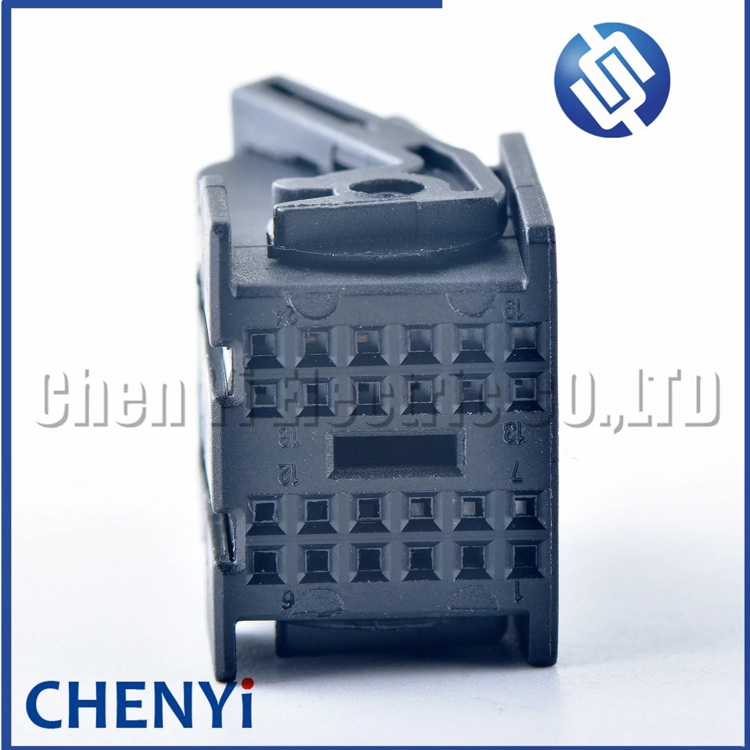 24 Pin Female 0.6mm Automotive Electrical Connector Plug Car Cable Wire Harness Unsealed Socket 967285-1 967285