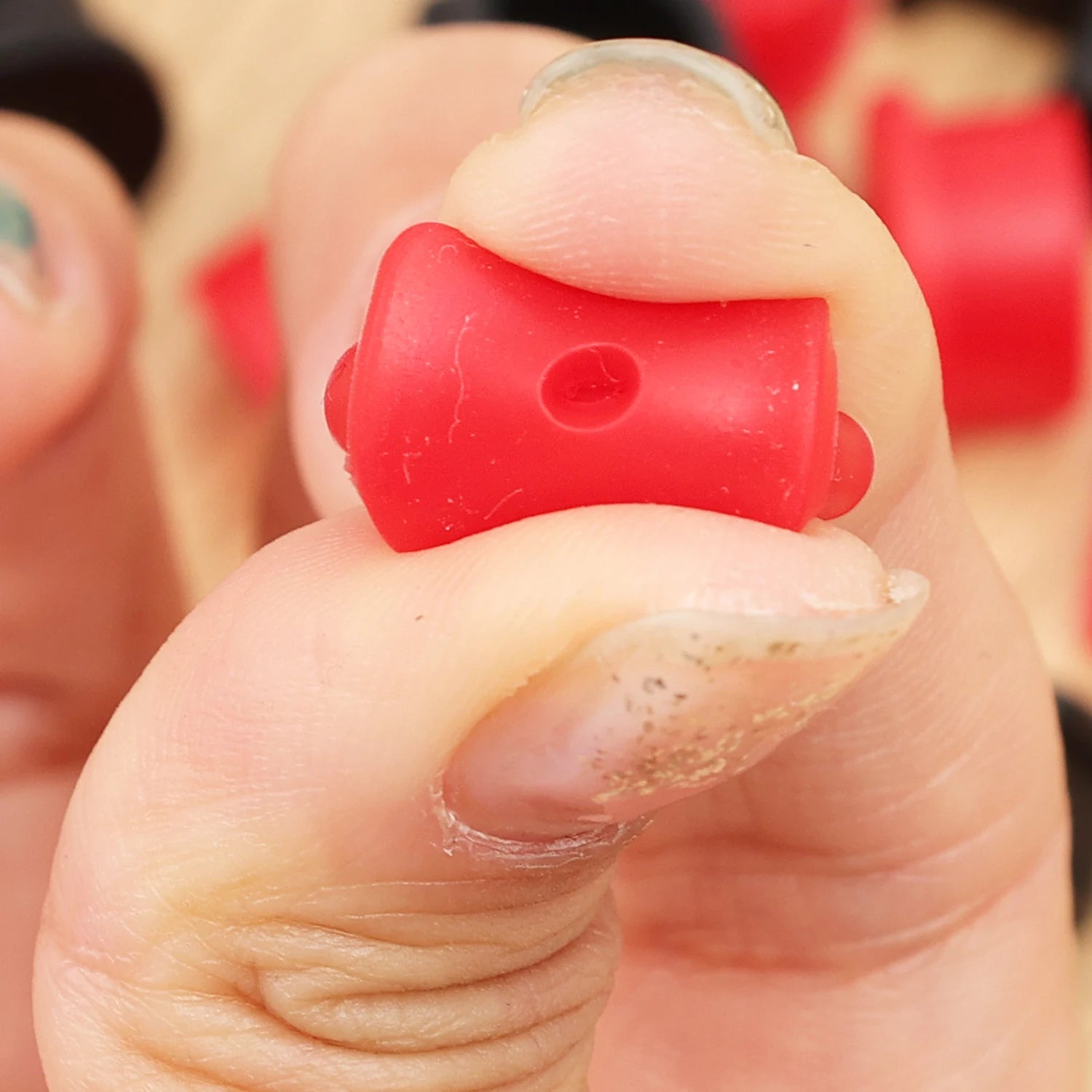 Red & Black Dust Plugs for Anderson Connector Plugs Versatile Applications Parts Waterproof Fixing Plug 50A-175A Cable Kits