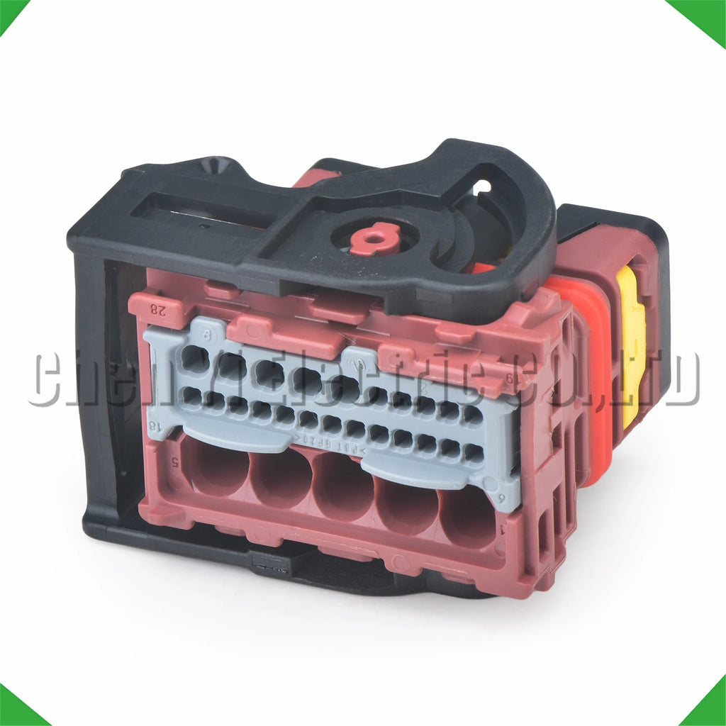 28-Pin Auto Connector Automotive Connectors Engine computer version harness 64318-1011