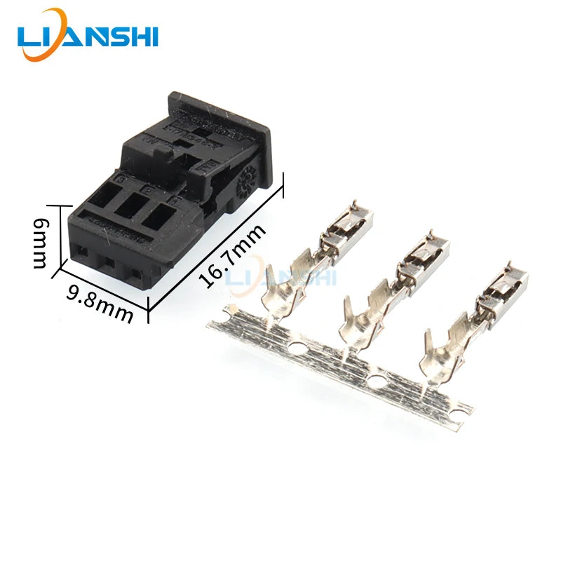 1-968700-1 is suitable for Volkswagen Audi 3P plug rain and light plug gateway patch cord adapter 1-1718346-2