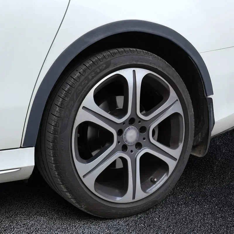 Car Wheel Eyebrow Anti-collision Strip Self-adhesive Carbon Fiber Pattern Full Back Glue Universal Wheel Eyebrow Rubber amabilis