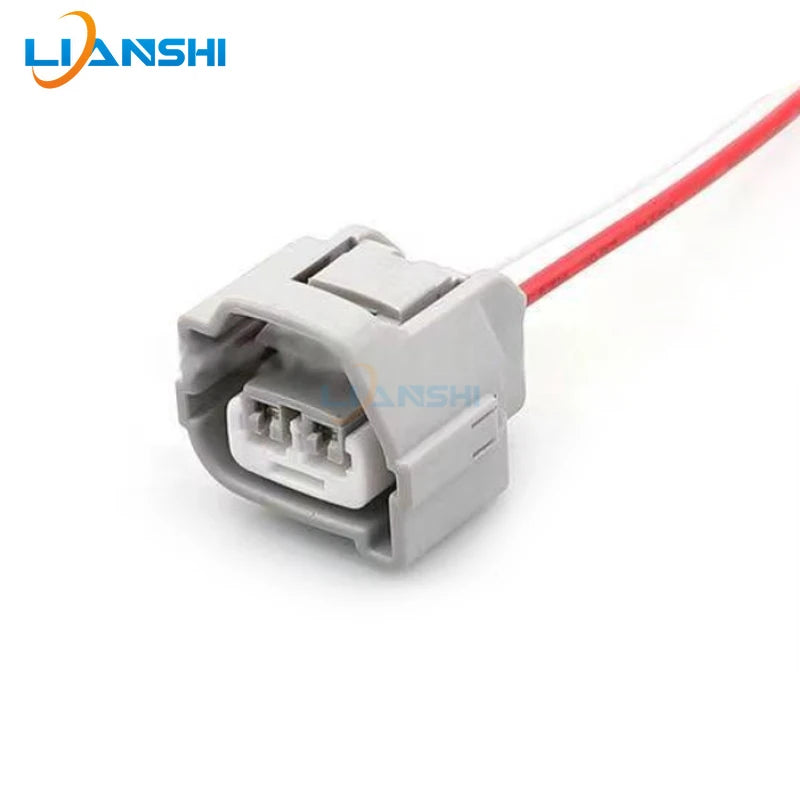 The DJ7025D-2.2-11 is suitable for the Hyundai Kia ignition coil 2-hole wiring harness plug 7282-7021-10/7283-7021-1
