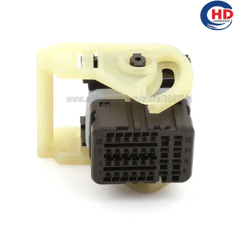 32 pin auto waterproof electric plastic wire harness connector 0-1719678-1
