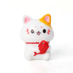 Car Japanese Lucky Cat Ornaments Car Dashboard Center Console Cute Resin Maneki-Neko Auto Interior DIY Decoration Accessories