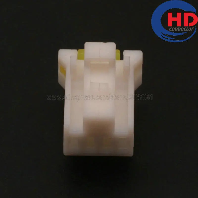 4pin auto waterproof electric plastic wire harness connector MG610366