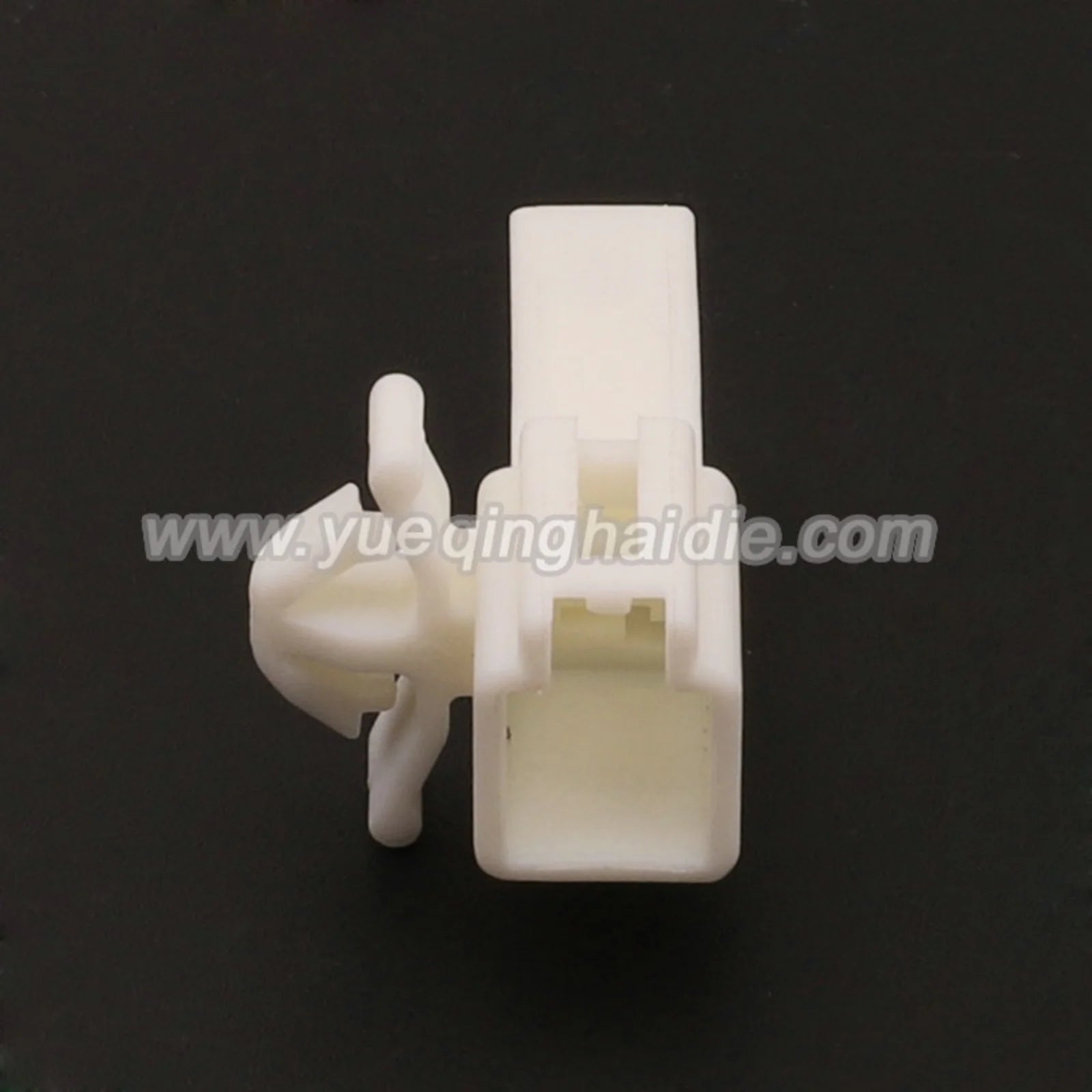 1P 7222-4210-40/MG643800-5 7123-4210-40/MG613801-5 AC Assembly Car Cable Connector Assembly Car Male Plug Female Socket