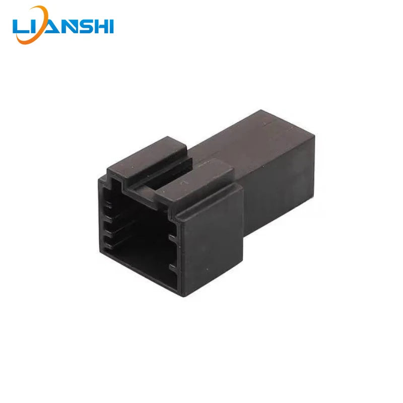 772-717-001/2205453928 is suitable for Mercedes-Benz seat plugs, automotive connectors and wiring harnesses